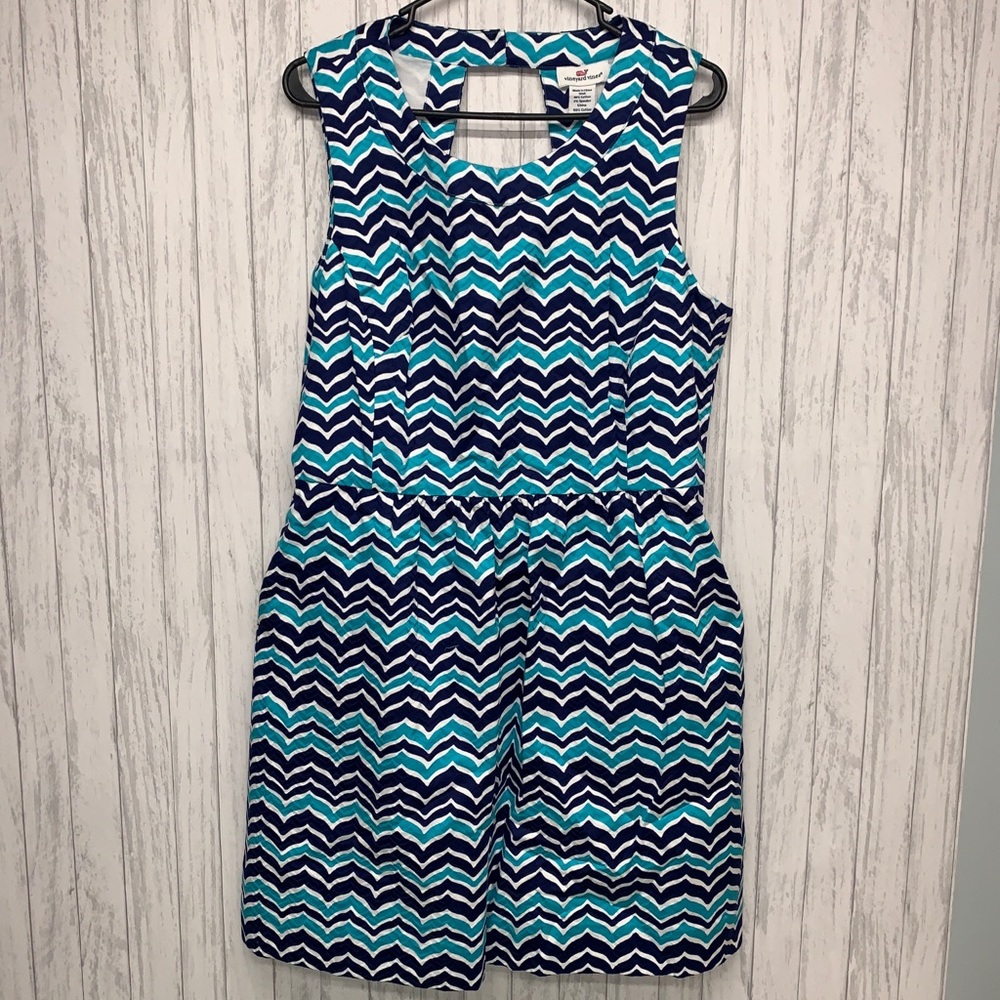 Womens Size 14 Vineyard Vines Chevron Whale Tail Dress NWT